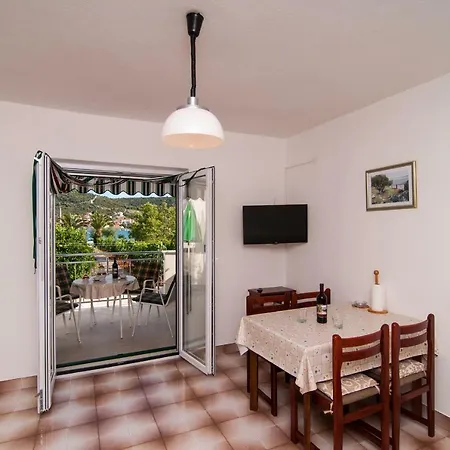 Stjepan Apartment *